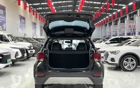 Toyota Yaris XP150 рестайлинг, 2022 год, 1 200 000 рублей, 7 фотография