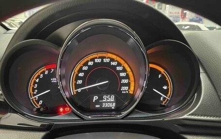 Toyota Yaris XP150 рестайлинг, 2022 год, 1 200 000 рублей, 12 фотография