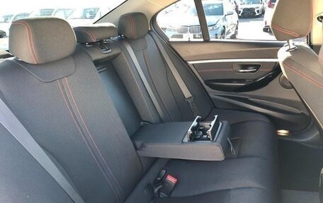 BMW 3 серия, 2018 год, 1 700 000 рублей, 8 фотография