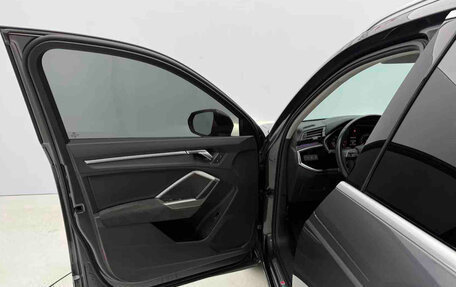 Audi Q3, 2021 год, 2 780 000 рублей, 21 фотография