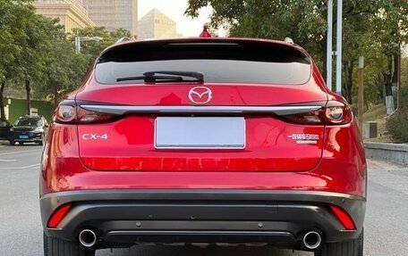 Mazda CX-4, 2021 год, 1 990 000 рублей, 5 фотография