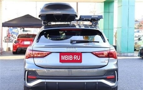 Audi Q3, 2022 год, 2 215 000 рублей, 7 фотография