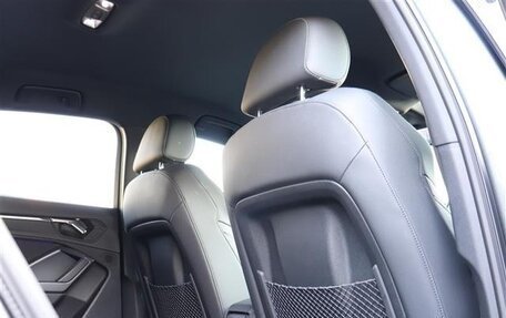 Audi Q3, 2022 год, 2 215 000 рублей, 15 фотография