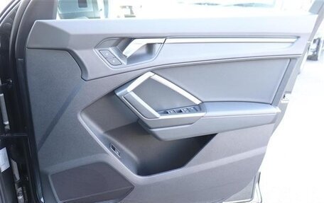 Audi Q3, 2022 год, 2 215 000 рублей, 17 фотография