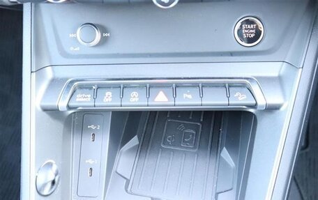 Audi Q3, 2022 год, 2 215 000 рублей, 24 фотография