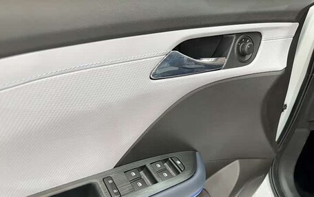 Chevrolet Monza, 2025 год, 1 498 000 рублей, 9 фотография