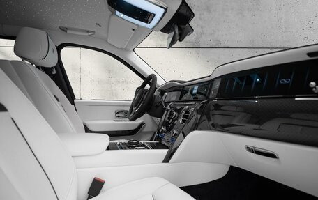 Rolls-Royce Cullinan, 2026 год, 73 000 000 рублей, 5 фотография