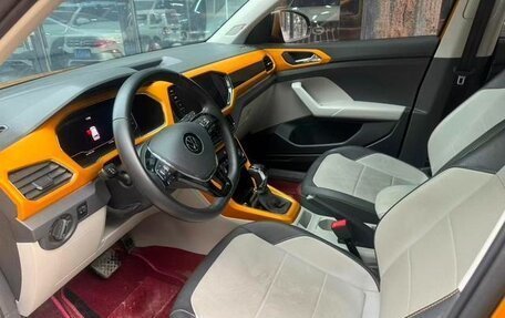 Volkswagen T-Cross I, 2022 год, 1 450 000 рублей, 8 фотография