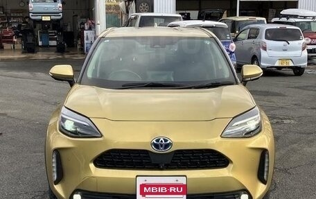 Toyota Yaris Cross, 2023 год, 1 390 000 рублей, 2 фотография