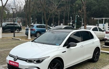 Volkswagen Golf VIII, 2022 год, 2 197 000 рублей, 1 фотография