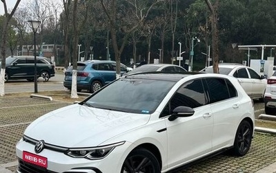 Volkswagen Golf VIII, 2022 год, 2 197 000 рублей, 1 фотография