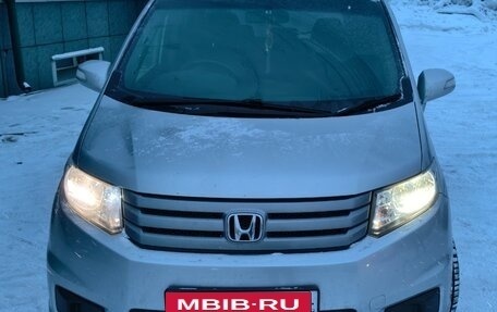Honda Freed I, 2013 год, 1 100 000 рублей, 1 фотография
