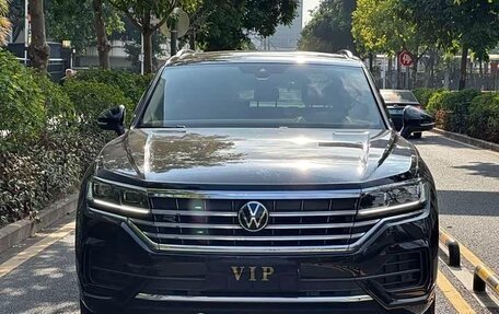 Volkswagen Touareg III, 2023 год, 6 200 000 рублей, 1 фотография