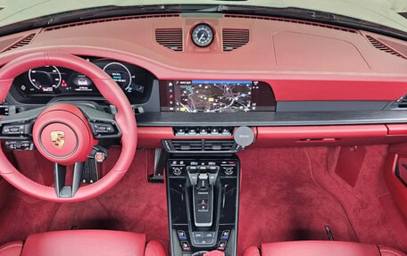 Porsche 911, 2025 год, 29 730 000 рублей, 7 фотография