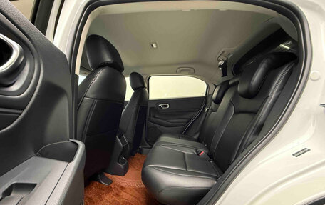 Honda Vezel, 2023 год, 2 020 000 рублей, 13 фотография