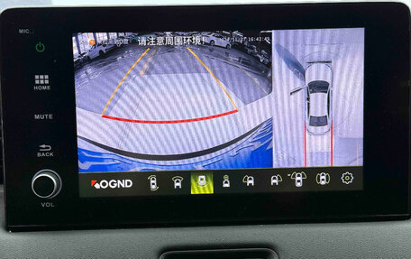 Honda Vezel, 2023 год, 2 020 000 рублей, 15 фотография