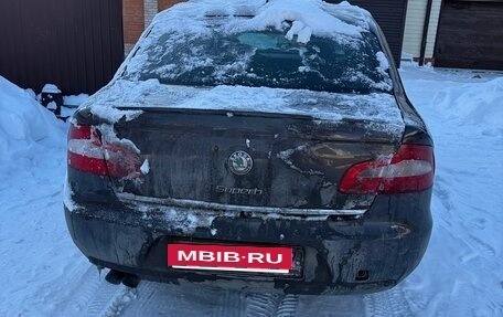 Skoda Superb III рестайлинг, 2010 год, 930 000 рублей, 3 фотография