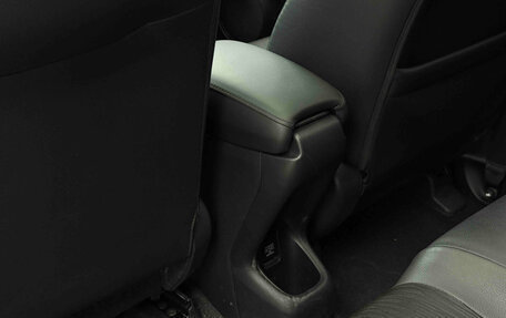 Honda Vezel, 2022 год, 1 680 000 рублей, 12 фотография