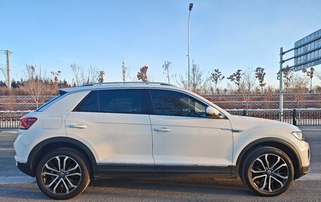 Volkswagen T-Roc I, 2022 год, 1 750 000 рублей, 4 фотография