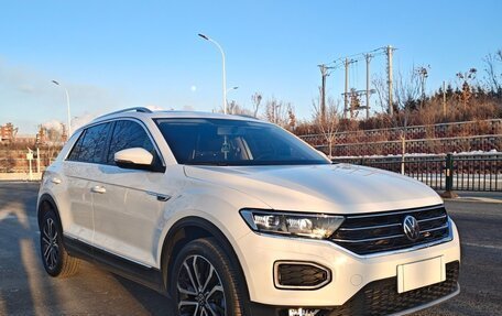 Volkswagen T-Roc I, 2022 год, 1 750 000 рублей, 3 фотография