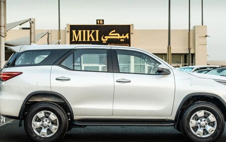 Toyota Fortuner II, 2026 год, 4 680 000 рублей, 4 фотография