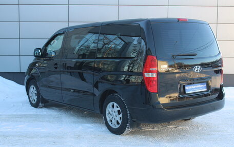 Hyundai H-1 II рестайлинг, 2011 год, 1 569 000 рублей, 8 фотография