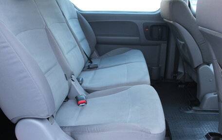 Hyundai H-1 II рестайлинг, 2011 год, 1 569 000 рублей, 12 фотография