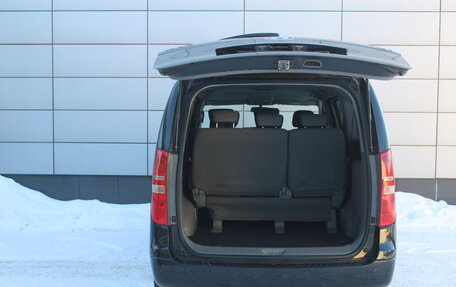 Hyundai H-1 II рестайлинг, 2011 год, 1 569 000 рублей, 14 фотография