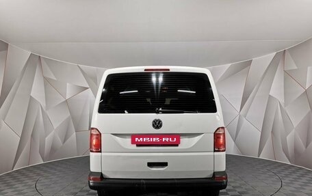 Volkswagen Caravelle T6 рестайлинг, 2017 год, 2 493 000 рублей, 8 фотография