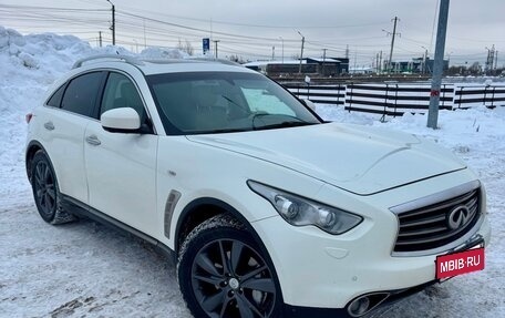 Infiniti FX II, 2013 год, 2 300 000 рублей, 3 фотография