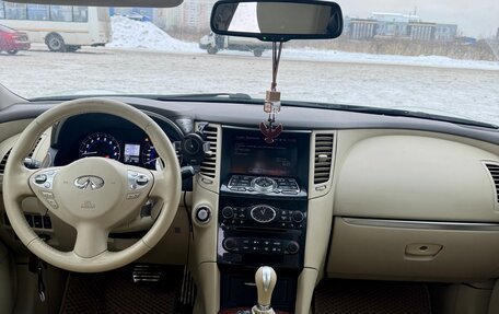 Infiniti FX II, 2013 год, 2 300 000 рублей, 11 фотография