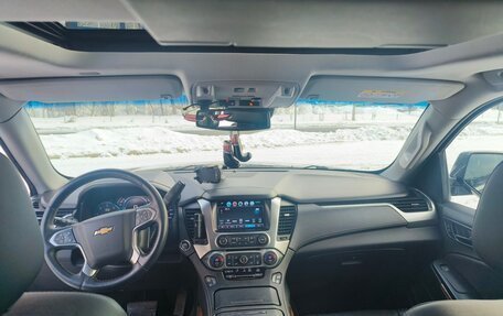 Chevrolet Tahoe IV, 2017 год, 3 650 000 рублей, 5 фотография