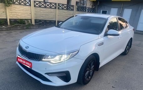 KIA Optima IV, 2019 год, 1 340 000 рублей, 2 фотография