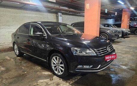 Volkswagen Passat B7, 2013 год, 800 000 рублей, 2 фотография