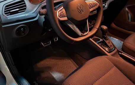 Volkswagen Polo VI (EU Market), 2021 год, 1 350 000 рублей, 39 фотография