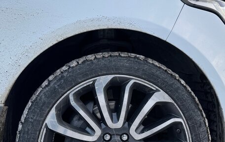 Land Rover Range Rover IV рестайлинг, 2013 год, 4 050 000 рублей, 16 фотография