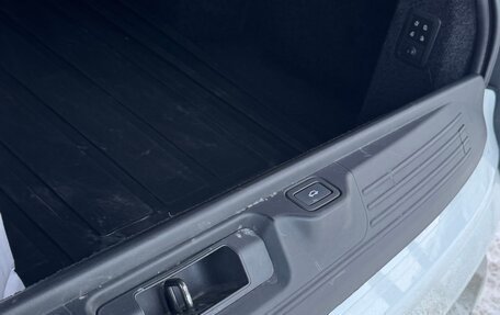 Land Rover Range Rover IV рестайлинг, 2013 год, 4 050 000 рублей, 31 фотография