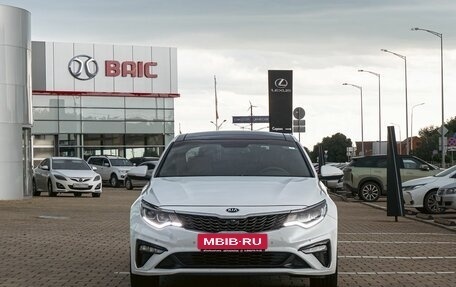 KIA Optima IV, 2019 год, 1 955 000 рублей, 2 фотография