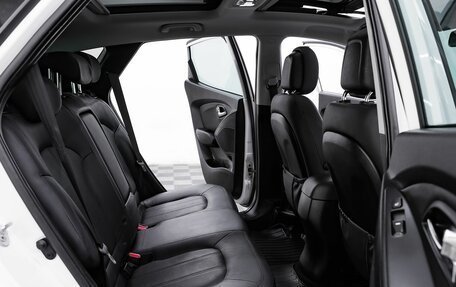 Hyundai ix35 I рестайлинг, 2013 год, 995 000 рублей, 17 фотография