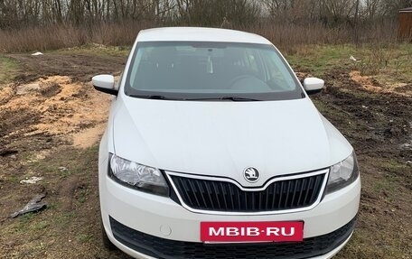 Skoda Rapid I, 2019 год, 880 000 рублей, 6 фотография