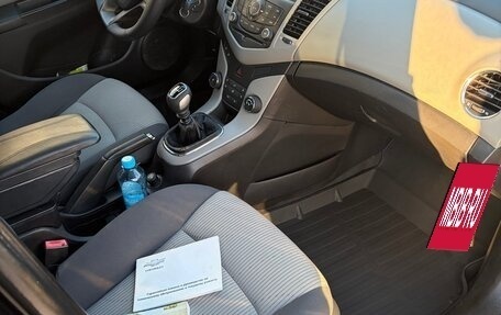 Chevrolet Cruze II, 2011 год, 670 000 рублей, 15 фотография