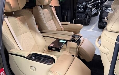 Toyota Alphard III, 2021 год, 5 500 000 рублей, 6 фотография