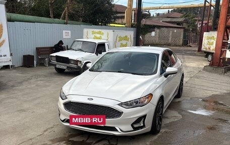 Ford Fusion (North America) II, 2020 год, 1 800 000 рублей, 7 фотография