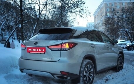 Lexus RX IV рестайлинг, 2021 год, 5 250 000 рублей, 2 фотография