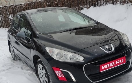 Peugeot 308 II, 2012 год, 560 000 рублей, 1 фотография