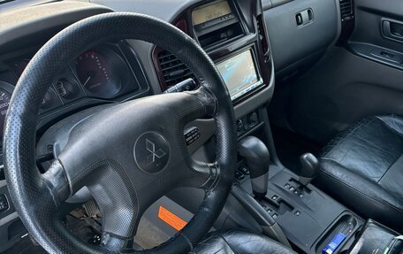 Mitsubishi Pajero III рестайлинг, 2000 год, 550 000 рублей, 8 фотография