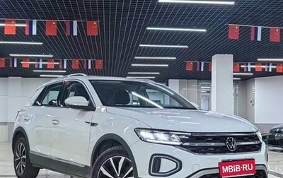 Volkswagen T-Roc I, 2022 год, 1 670 000 рублей, 1 фотография