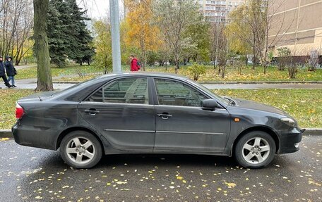 Toyota Camry V40, 2005 год, 900 000 рублей, 2 фотография