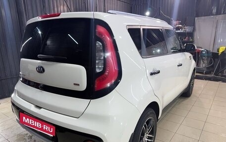 KIA Soul II рестайлинг, 2017 год, 1 771 777 рублей, 6 фотография