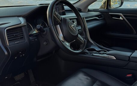 Lexus RX IV рестайлинг, 2018 год, 4 200 000 рублей, 13 фотография